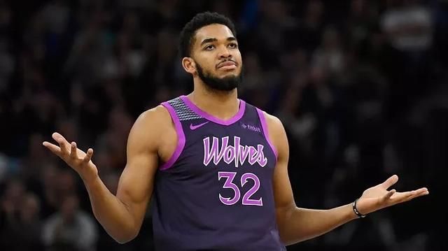 阿尔瓦雷斯 阿尔瓦雷斯